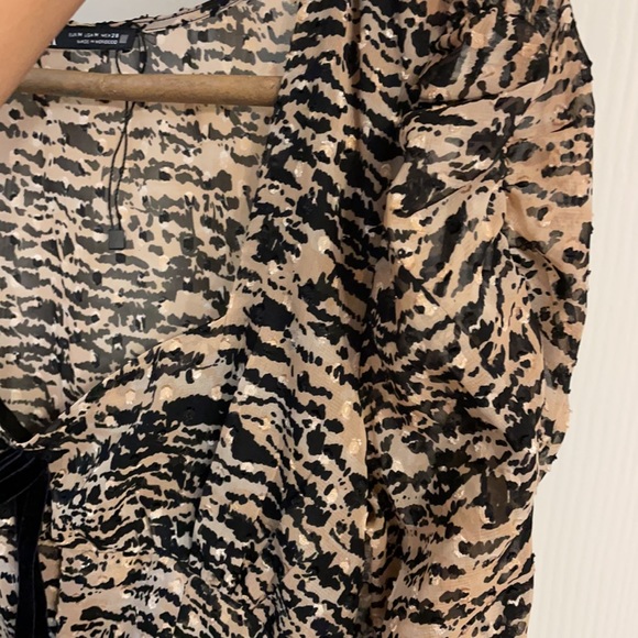 Zara dress - Picture 5 of 7